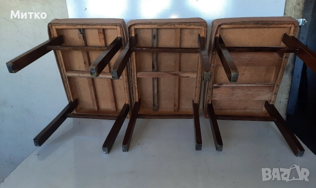 Дървени табуретки с мека тапицерия., снимка 6 - Дивани и мека мебел - 52935371