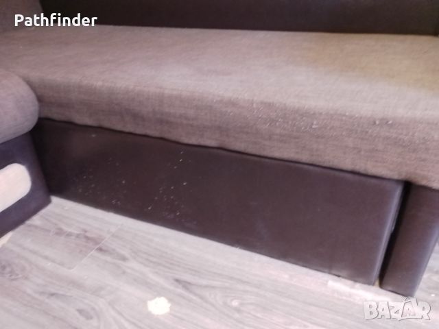 Голям ъглов разтегателен диван в добро състояние, снимка 12 - Дивани и мека мебел - 46219158