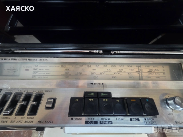 HITACHI TRK-8180, снимка 6 - Радиокасетофони, транзистори - 53911618