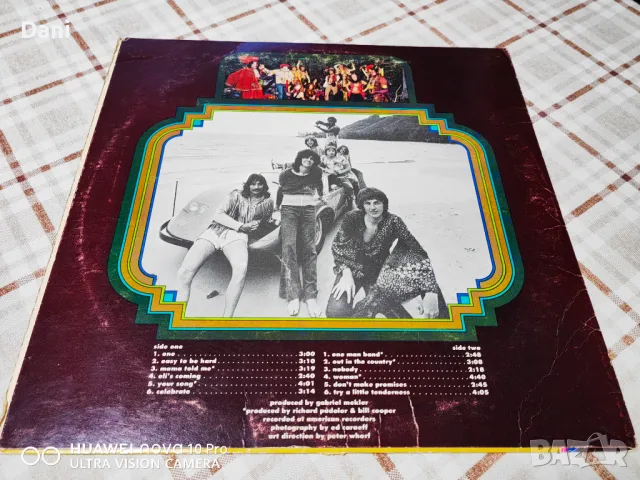 LP - Three Dog Night – Golden Bisquits- 25лв , VG+, снимка 3 - Грамофонни плочи - 49026393