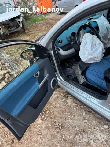 Smart Forfour 1.1i 75ps. Колата се продава на части., снимка 6 - Автомобили и джипове - 51125440