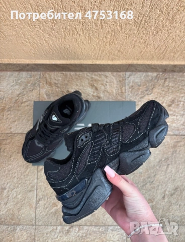 New Balance 9060 Triple Black, снимка 5 - Маратонки - 53685305