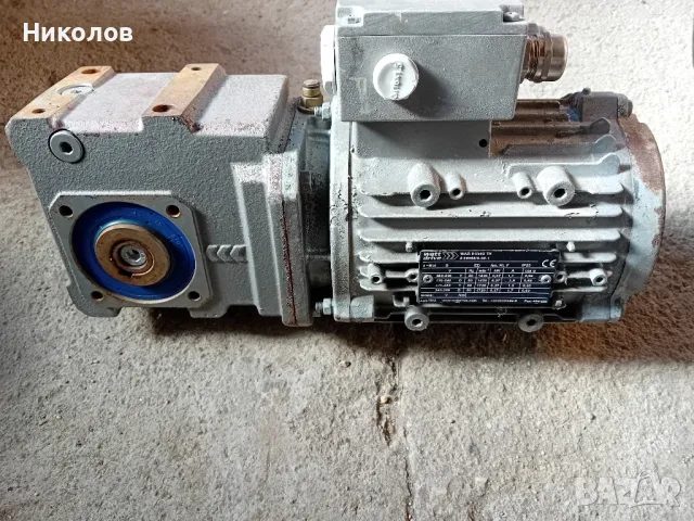 моторедуктор 0.37 кв. 1420об. изходящ вал 40об, снимка 5 - Електродвигатели - 50351967