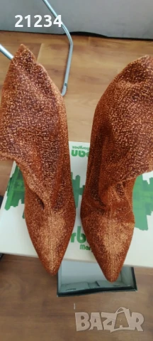 Дамски официални ботуши, снимка 2 - Дамски ботуши - 51077821