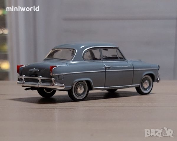 Borgward Isabella 1961 - мащаб 1:43 на Salvat моделът е нов в блистер, снимка 4 - Колекции - 45865328