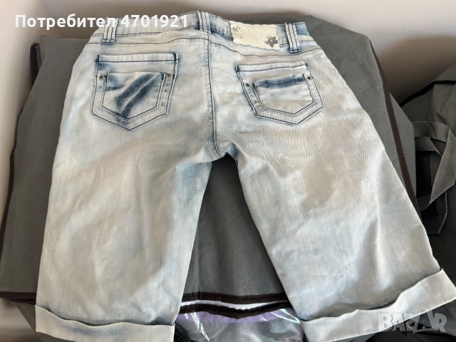 Дамски дънкови бермуди, снимка 8 - Къси панталони и бермуди - 53216077