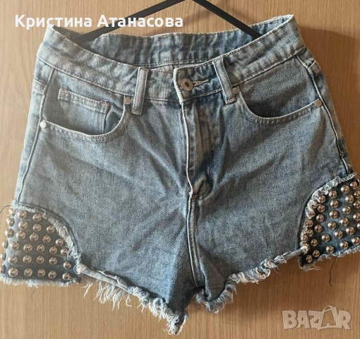 👖✨ Дамски дънкови къси панталонки с капси, снимка 5 - Къси панталони и бермуди - 53669737