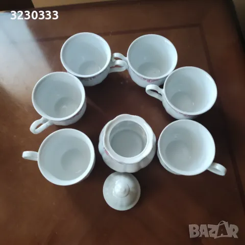 Порцеланов сервиз за чай, снимка 2 - Сервизи - 49720447