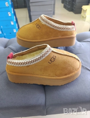 пантофи UGG, снимка 3 - Пантофи - 51960709