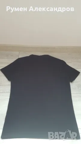 Мъжка черна тениска GUESS SLIM FIT размер S, снимка 6 - Тениски - 49638659