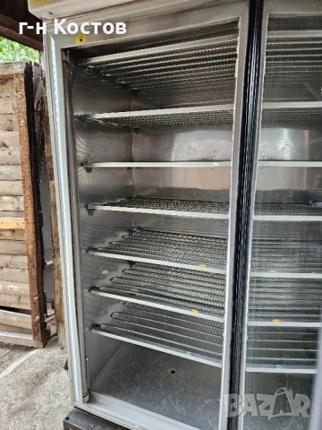 Ми-носова витрина Италия втора употреба Цена 950лв., снимка 4 - Хладилни витрини и фризери - 50055986