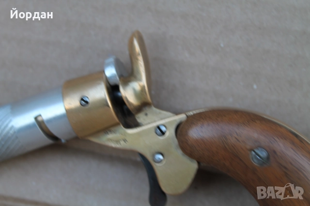 Пистолет ''Деринджър'' , снимка 3 - Други ценни предмети - 52711735