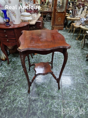 Уникална антикварна английска Едуардинска махагонова масичка , снимка 2 - Антикварни и старинни предмети - 52926802