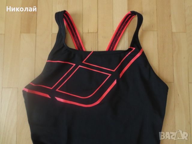 Arena W Essentials Swim Pro Back цял бански, снимка 4 - Бански костюми - 45373606