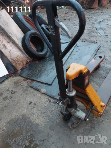 Палетна  количка работеща , снимка 16 - Индустриална техника - 37676133