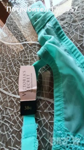 Сутиен Victoria Secret 38 С, снимка 2 - Корсети, бюстиета, топове - 50021770
