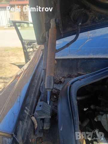 Амортисьори багажник volvo s60 2001 година, снимка 2 - Части - 53832563