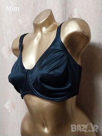 Triumph 85 F Черен изчистен сутиен , снимка 3 - Бельо - 52327172