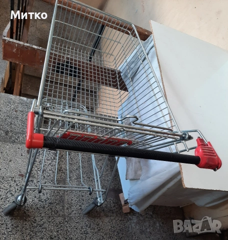 Голяма пазарска метална количка с 4 колелета за пазаруване марка WANZL модел D101RC