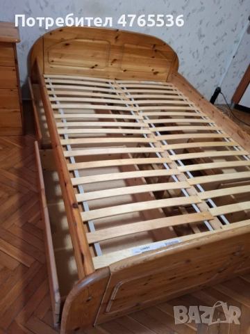 Продавам масивна спалня ., снимка 2 - Спални и легла - 53840089