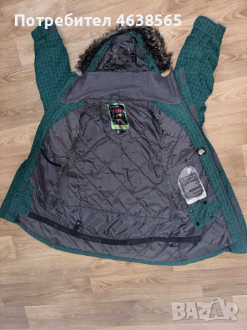 Дамско ски яке Protest 10 series, снимка 9 - Зимни спортове - 53466050