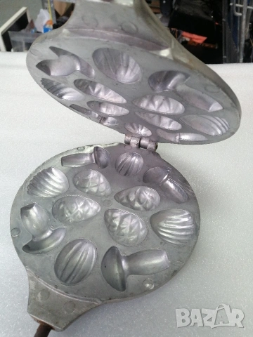 Форма за сладки орехчета , снимка 6 - Форми - 54274547