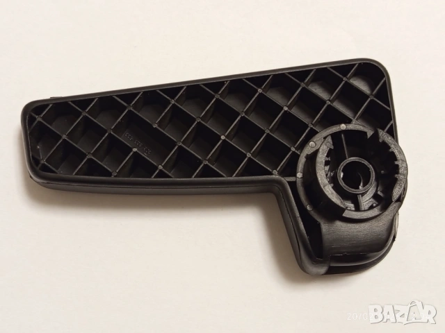 Дръжка за отваряне/освобождаване на предния капак на VW Passat B6 CC Golf 7 Tiguan 2 SKODA Superb 3, снимка 2 - Части - 53689873