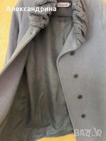 Сиво Вълнено палто на Christian Dior , снимка 3 - Палта, манта - 52883843