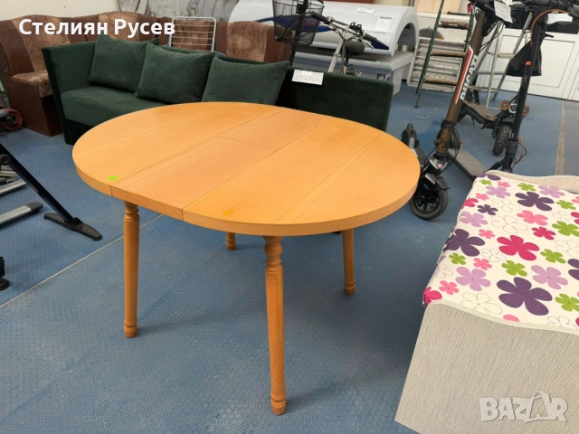 1003 кухненска дървена трапезна маса 110/90 sm  -цена 70 евро  -74см височина , 110см дължина разпън