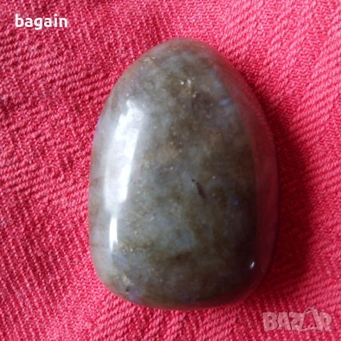 Камея от лабрадорит , снимка 3 - Колиета, медальони, синджири - 54223801