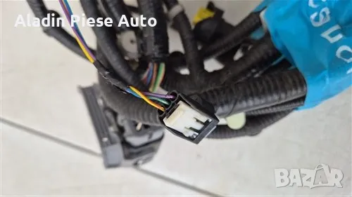 Монтаж на паркинг сензор за предна броня Ford Kuga година 2021 2022 2023 2024 код LX6T-15K867 , снимка 4 - Аксесоари и консумативи - 50440807