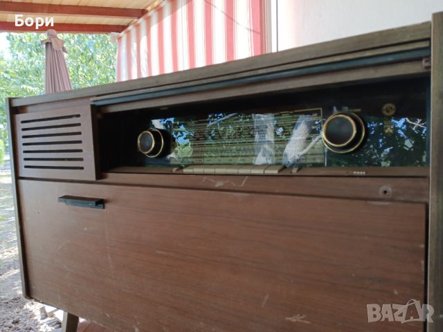 Grundig  Konzertgerät 1209 L , снимка 3 - Радиокасетофони, транзистори - 46644401