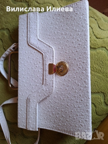 Дамска чанта, снимка 4 - Чанти - 53634600