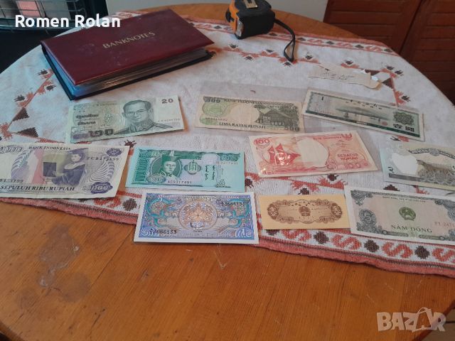 Банкноти от Азия и Индонезия , снимка 1 - Нумизматика и бонистика - 45415549