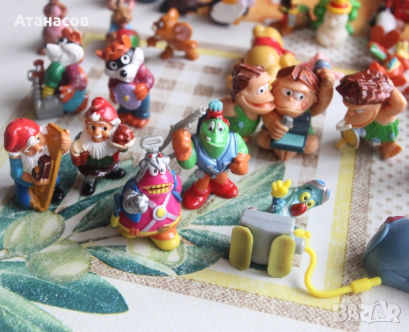 Фигурки от шоколадови яйца Kinder, снимка 7 - Фигурки - 51483571