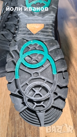 Кожени зимни обувки със система против пързаляне,42 номер, снимка 5 - Ежедневни обувки - 52276510