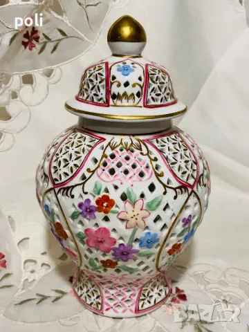 порцеланов буркан 