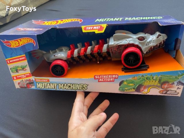 Hot Wheels Кола мутант със светлина и звук Commander Croc Mutant MachineTM, снимка 3 - Коли, камиони, мотори, писти - 46265096