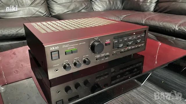 AKAI AM-A70, снимка 1 - Ресийвъри, усилватели, смесителни пултове - 47189433