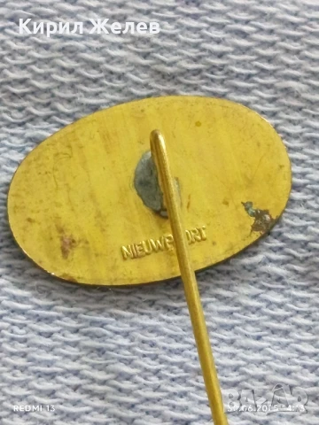 Пет значки стари редки от соца VITELLA,B.W.V., CASTELLA за КОЛЕКЦИЯ ДЕКОРАЦИЯ 18689, снимка 11 - Колиета, медальони, синджири - 50848312