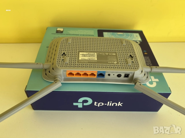 Безжичен wi-fi рутер двулентов tp link, снимка 2 - Рутери - 52267834