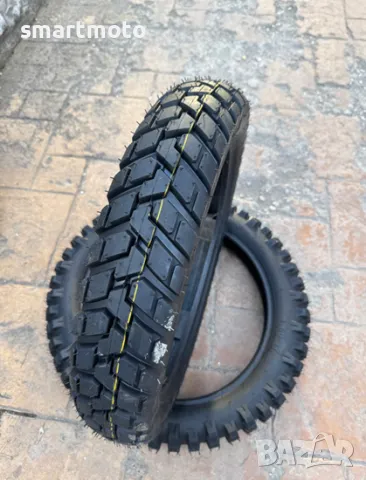 Шосейна гума 110/90/17 средна твърдост жълта линия, снимка 1