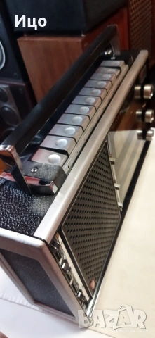 Grundig Satellit 2000 колекционерско радио., снимка 7 - Радиокасетофони, транзистори - 53353787