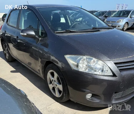 Toyota Auris 1.4 D-4D 2010, снимка 3 - Автомобили и джипове - 49532327