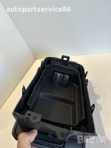 Преден подлакътник черен 2.2D за Mazda CX-7 (2011) EH1464431, снимка 2 - Части - 53692434