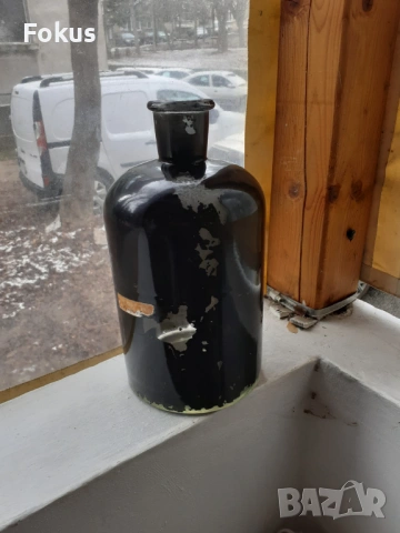 Стар медицински буркан боядисан с черна боя, снимка 2 - Антикварни и старинни предмети - 53503753