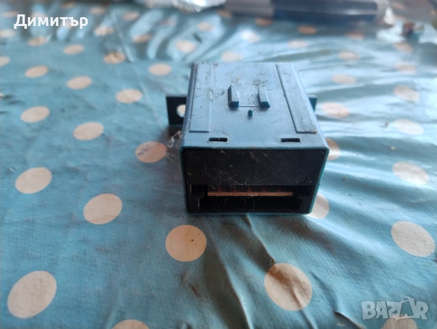 Реле Klaxon За Рено 19 1990г / Renault 19 1990y, снимка 2 - Части - 53826022