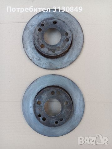 Предни спирачни дискове за Мерцедес 190 Д и преден десен мигач, снимка 1 - Части - 45224787