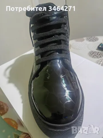 Продавам чисто нови български обувки, снимка 3 - Дамски ежедневни обувки - 49785978