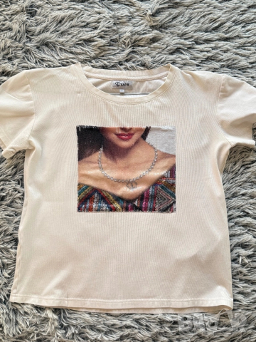 Дамска тениска М размер